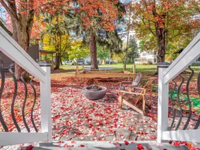 Historic Victorian | Hot Tub, Arcade, Sleeps 14 - Image 2