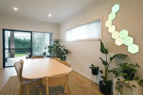 Bibish - Spacious Quiet Modern Home - Image 4