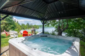 Luxury Panoramic View Waterfront-SPA-Games-Foyer - Image 3