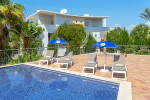 BnB Homes Ocean view Apartment with panoramic Terrace, 2 Swimming pools & Tennis court - Image 5
