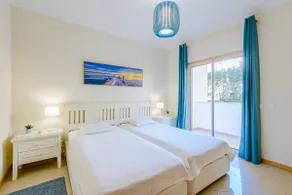 BnB Homes Ocean view Apartment with panoramic Terrace, 2 Swimming pools & Tennis court - Image 2