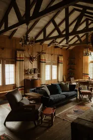 Luxury Cabin Getaway •2 min to Beach• 1hr Chicago - Image 4
