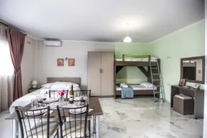 Del Sol #1 Meteora Luxurious Family Suites - Image 3