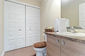 Peaceful & Spacious with King Bed: U'll love it - Image 2