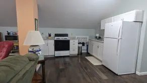 Adorable 3 Bedroom place in Port Henry in N.Y. - Image 3