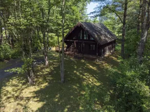 Cool Cozy Cabin by the Lake - Image 3