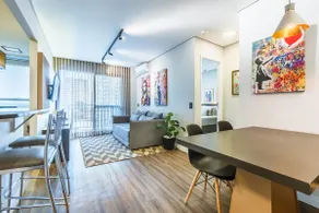 Complete, Sophisticated, and Great Location! - Image 4
