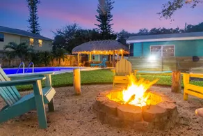 Top 1%~Walk to the Beach~Large Pool~Mini Golf~Bikes~Tiki~Fun - Image 3