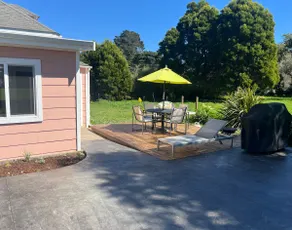 Sunset Farmhouse with Ocean View, Great Location! - Image 4