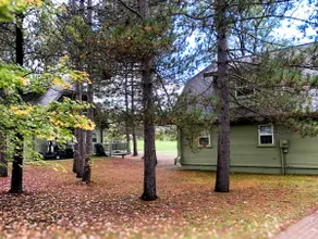 Cozy Cottage at Garland Hole 10 Fountains course - Image 4