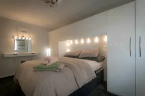 2-Bedroom Home Away From Home in Glasgows' East End with FREE Parking - Image 3
