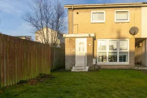2-Bedroom Home Away From Home in Glasgows' East End with FREE Parking - Image 2