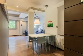 Plaka: Stylish Flat Overlooking Cathedral Sq. CM1 - Image 4
