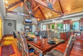 Sleeps 14 | Views | Hot Tub | 3 Acres | Game Room - Image 2