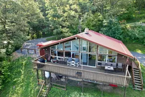 Blue Knob Mountain Top Chalet - Image 4