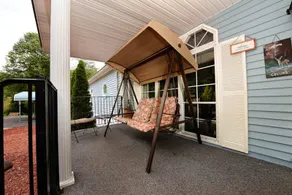 Ronnie's Place - Image 3