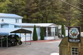 Ronnie's Place - Image 5