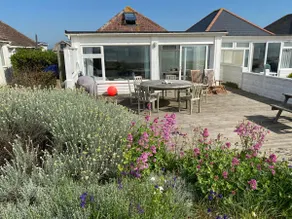 Beach house, cosy with stunning views. - Image 2