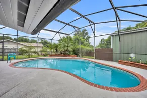 Spacious \"The Lodge\" 3 bed 2 bath w/Pool and plenty of Boat or RV parking!! - Image 3