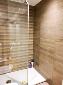 “Bright – 5 Minutes from Downtown – 3 Bedrooms – 2 Bathrooms” - Image 5