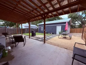 Cozy Vintage Gem-Big Yard-Near Schreiner-Dogs OK - Image 4