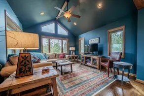 Iconic Longs Peak Views from Bed, Trails Nearby - Image 4