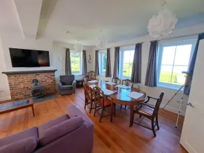 Secluded sea side house, direct access to beach. - Image 4