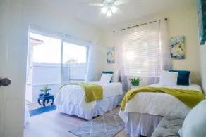 Luxury DreamStay Miami 3/2 King Suite - Image 4