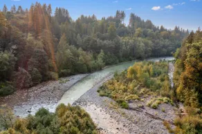 Sandy Retreat by the River with 220V outlet - Image 2