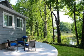 The Lakeside Cottage in Stow! - Image 4