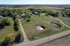 Elmridge - Hilltop Getaway - Image 2