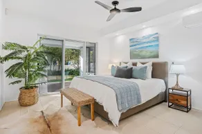Abode La Vie- Beachside home with solar heated pool - Image 3