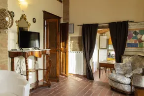 Stare Bene Apartments in Siena-Colonna Apartment - Image 2