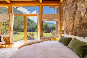 Stunning Views Andean Retreat with Private Hot Tub - Image 3