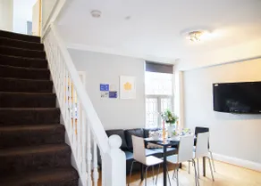 Work & Unwind – Cozy Contractor Stay - Image 4
