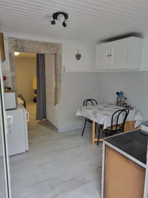 Studio with a terrace - Image 3