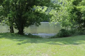 Cozy, riverfront house - 15 minutes from Virginia Tech - Image 4