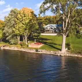 The Dylan | 4 Bedrooms | 8 Guests | Hot Tub | Waterfront - Image 5