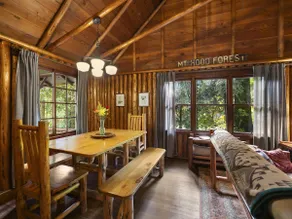 Historic Steiner log cabin on Mt Hood - Image 3
