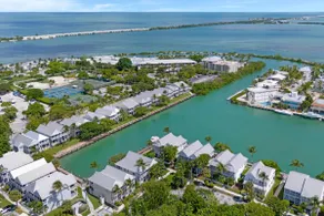 Villa 7075 on Duck Key BOAT SLIP available - Image 2