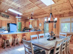 Pinetop Retreat w/ Fire Pit & Game Room! - Image 4