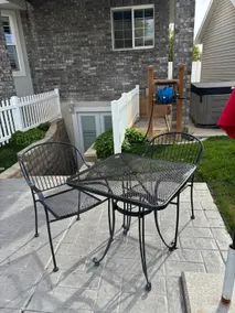 Basement apartment in quiet neighborhood - Image 5