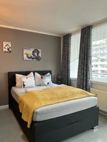 In the♡ of KL + balcony stadium & HBF-proximity + Netflix/Prime - Image 4