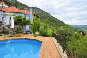 Lilaia Holiday Cottage - Image 4