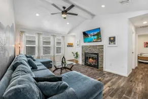 Modern single family home near the Domain, Austin - Image 2