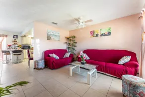 Sunfish Cozy Home - Convenient and Comfortable - Image 4