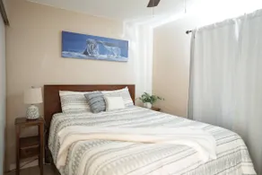 Walk To Sand Beach, 2BR/2BA, Cozy Condo for Family - Image 3