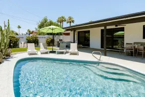 Bachelorette, Pool, Glam Station - Image 2