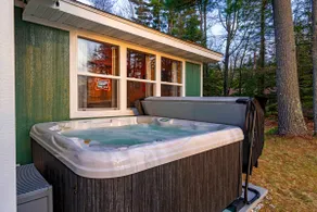 Lured Den - Private Lakefront Cottage - HOT TUB! - Image 2