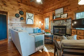 Ridgecrest | Cozy Cabin Fireplace Sunset & Hot Tub - Image 5